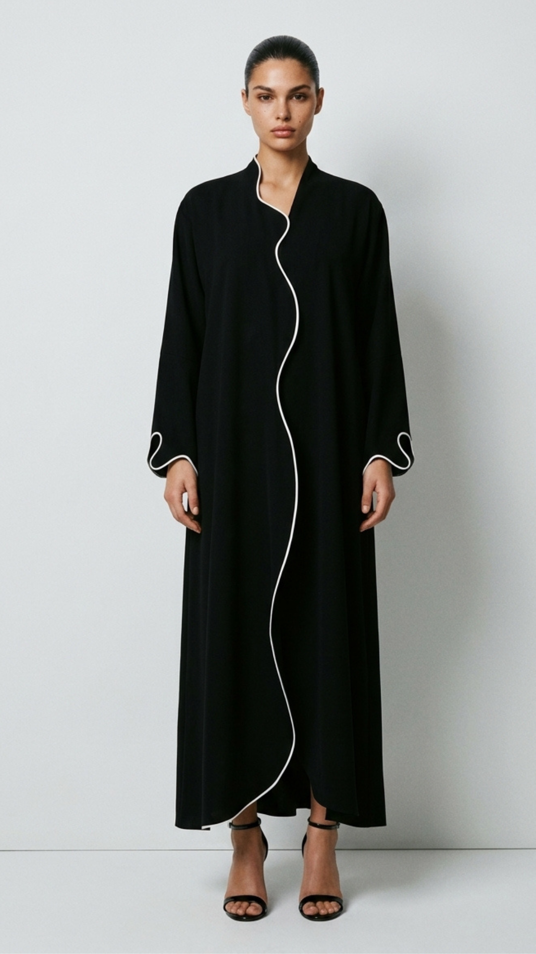 S101 | Curve in Black
